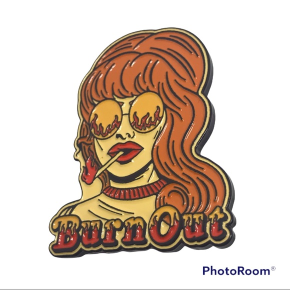 BURN OUT FLAIR LAPEL PIN NEW IN PACKAGE goth indie wicked clothes - Picture 2 of 4